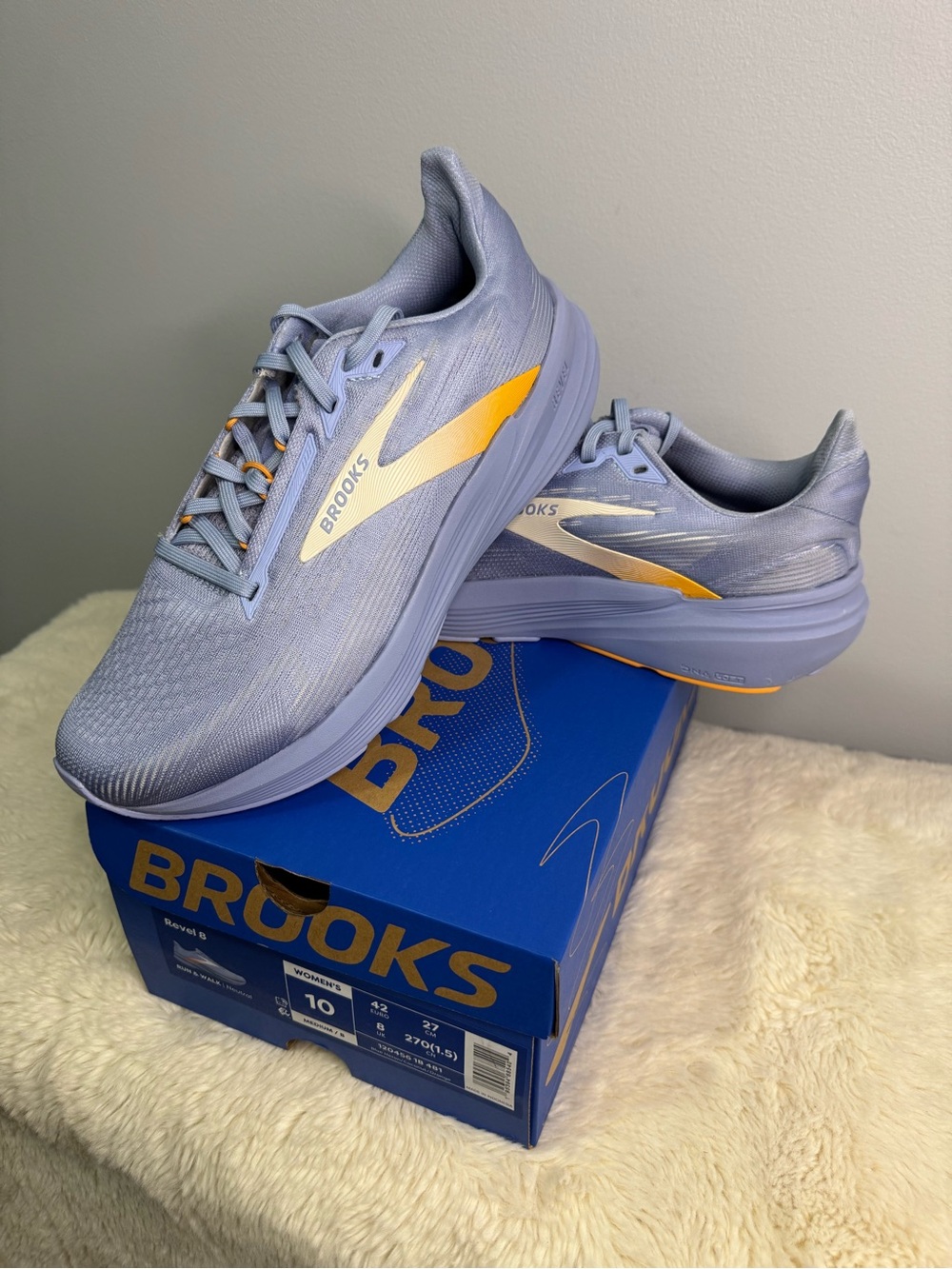 New in Box 💟 Women’s Brooks | Revel 8: Size 10
